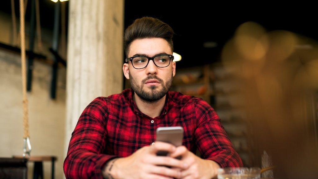 Person Change VPN iPhone